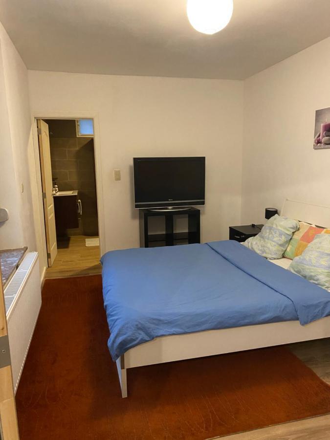 Superbe Appartement Charleroi Bagian luar foto
