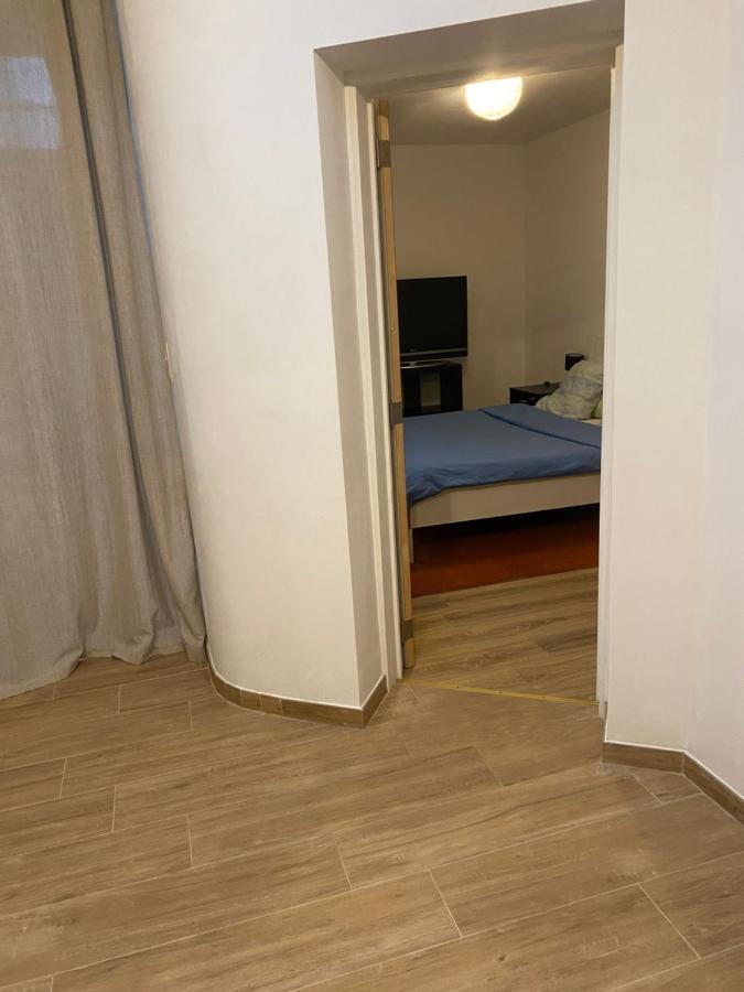 Superbe Appartement Charleroi Bagian luar foto