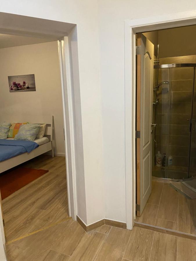 Superbe Appartement Charleroi Bagian luar foto