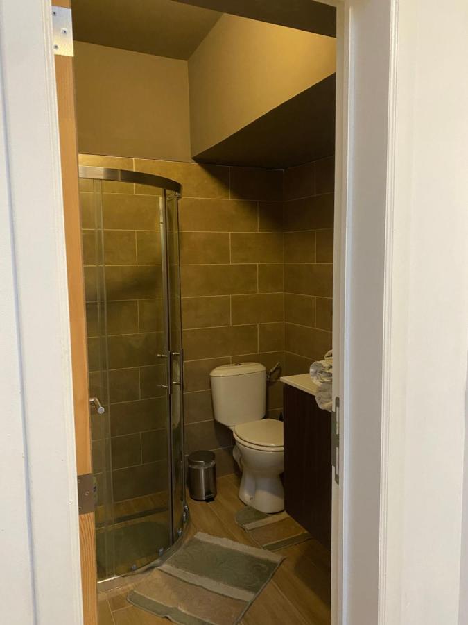Superbe Appartement Charleroi Bagian luar foto