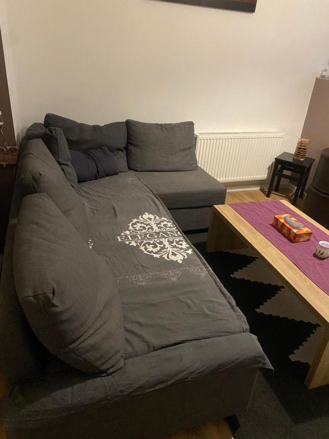 Superbe Appartement Charleroi Bagian luar foto