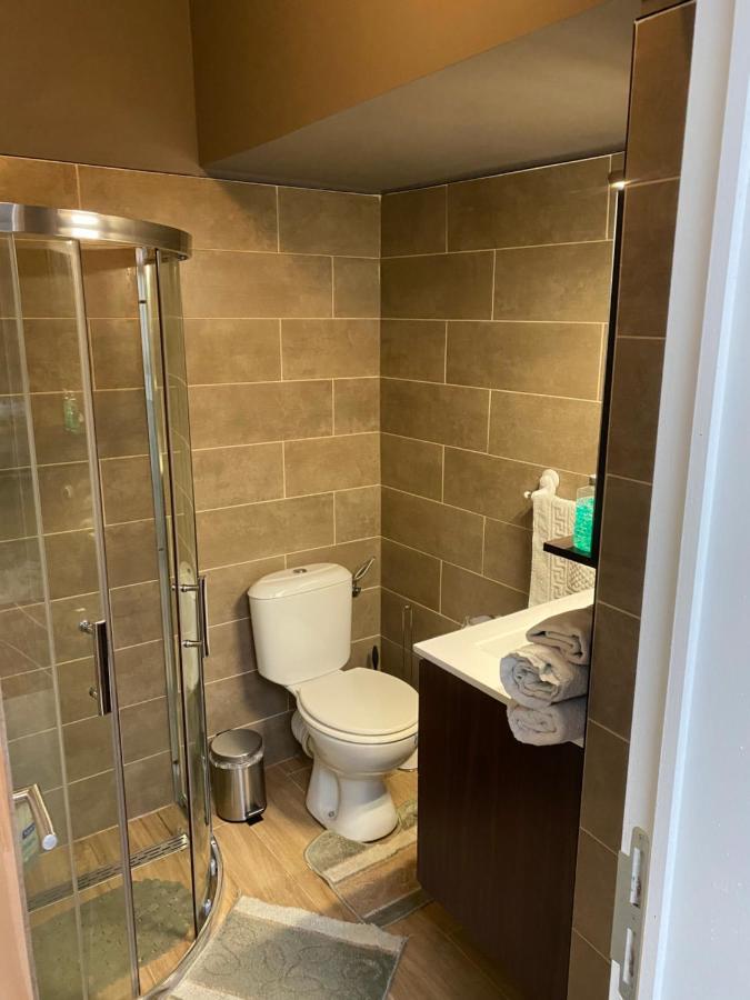 Superbe Appartement Charleroi Bagian luar foto