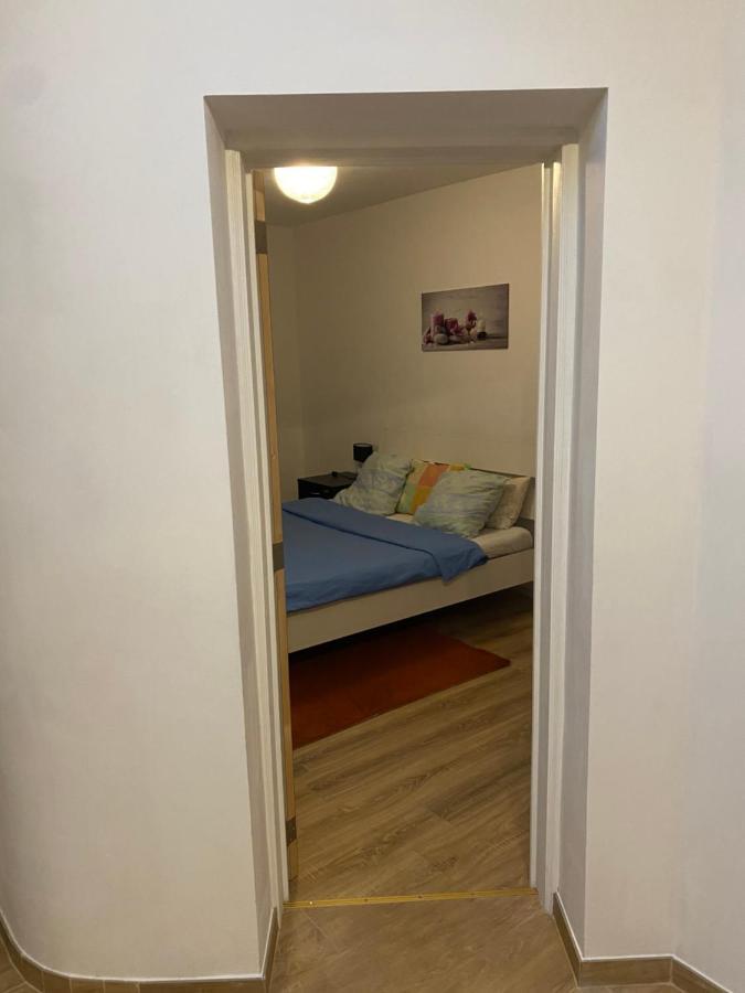 Superbe Appartement Charleroi Bagian luar foto