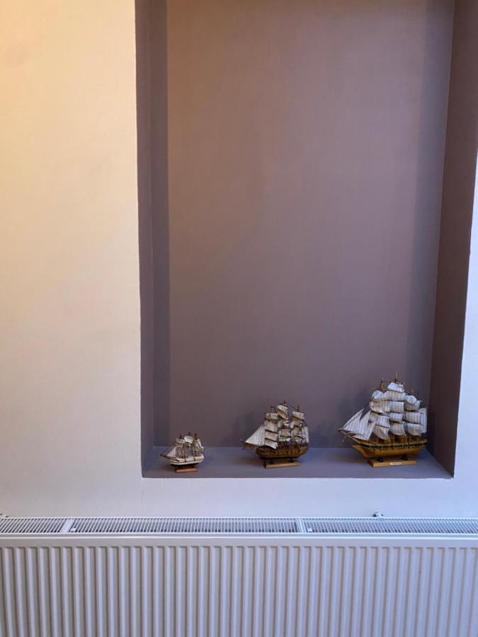 Superbe Appartement Charleroi Bagian luar foto